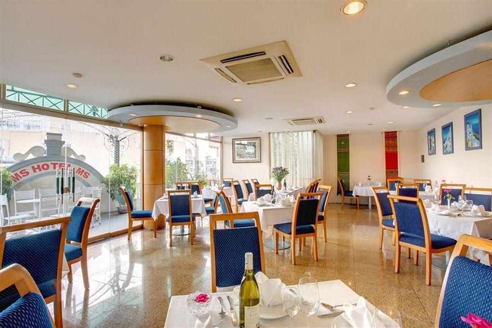 Hanoi Rock Hostel Ресторан фото